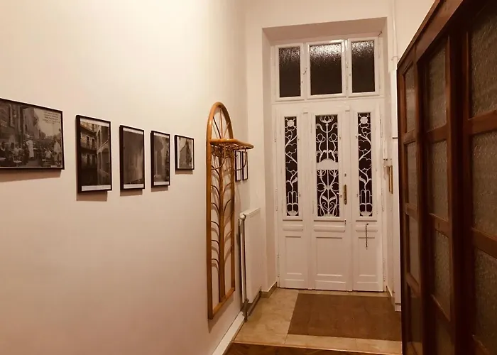 Szenes-House Apartman