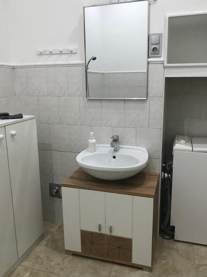 Szenes-house Апартаменти *